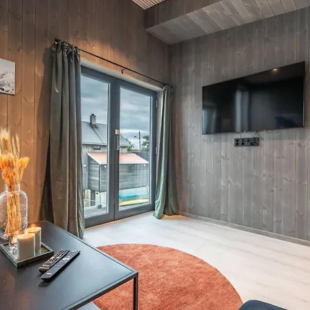 Modern By The Sea In Lejlighed *
