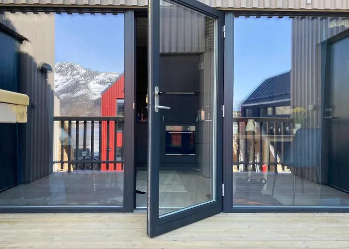 Modern By The Sea In *