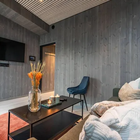 Апартаменты Modern By The Sea In *
