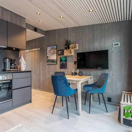 Modern By The Sea In
